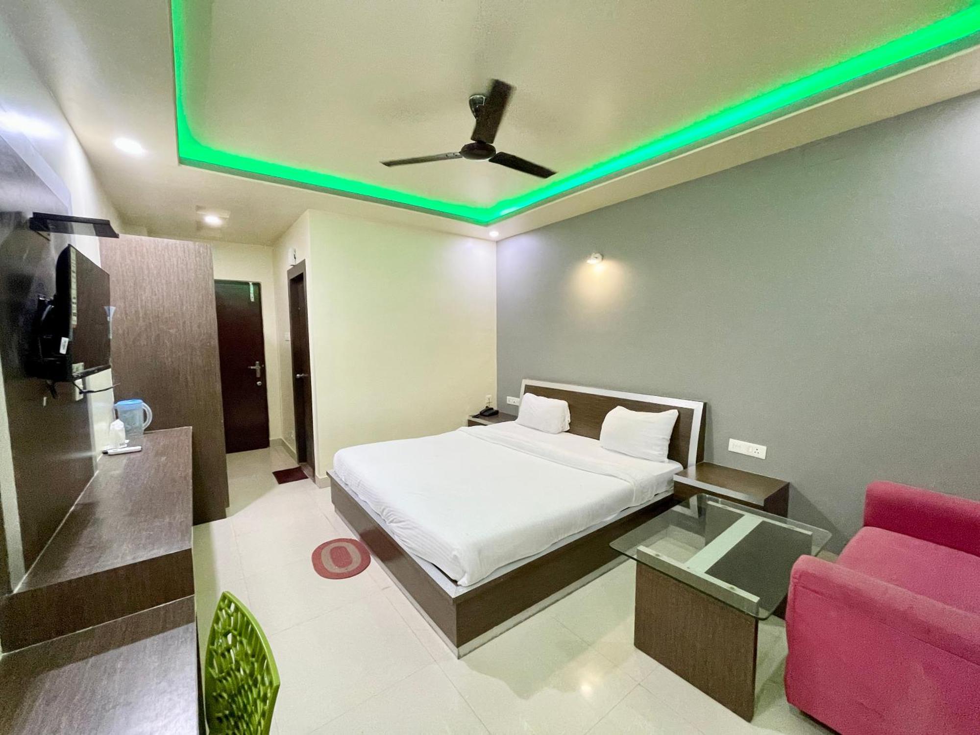 Hotel Trends In Puri Exterior foto