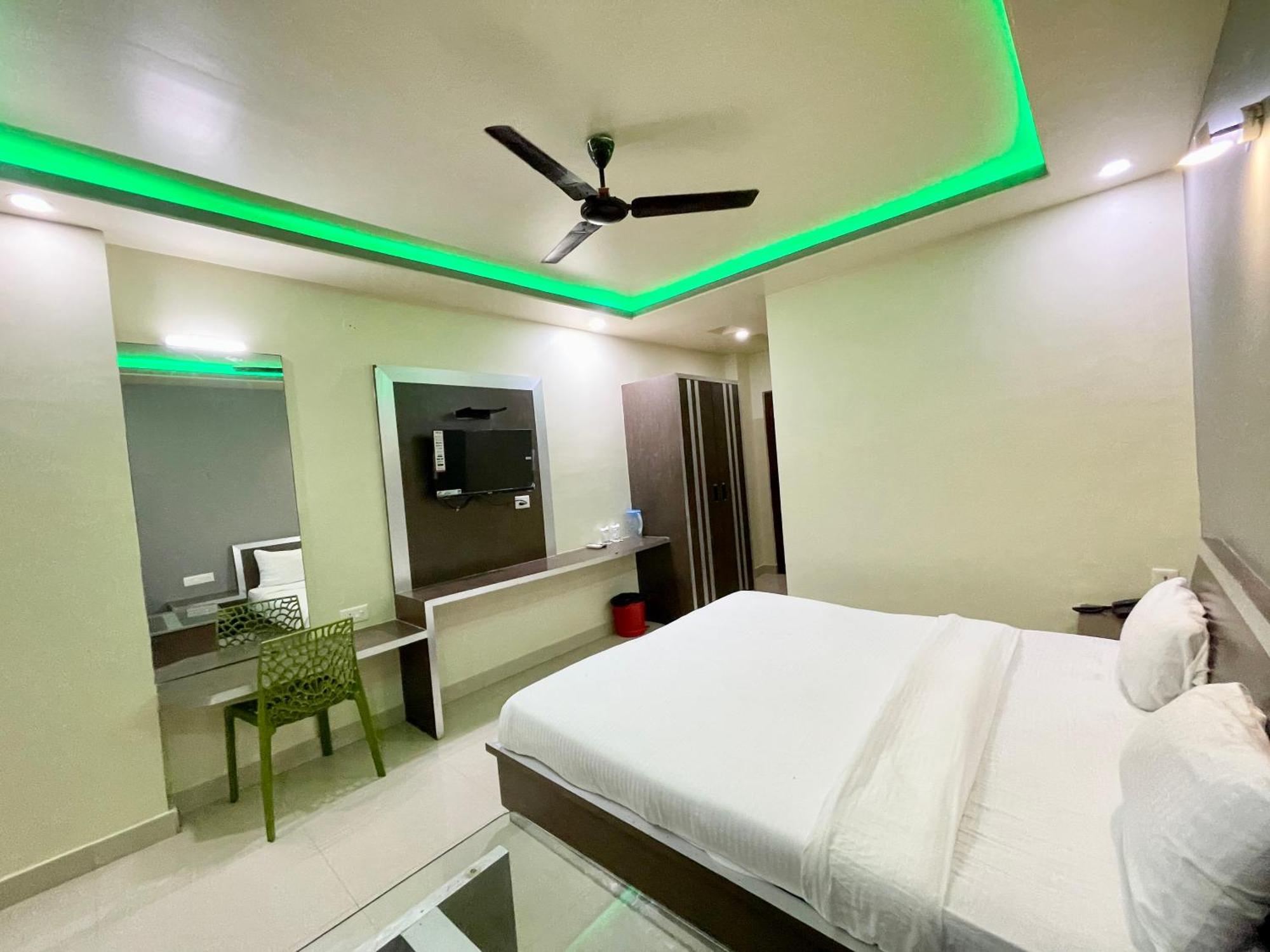 Hotel Trends In Puri Exterior foto